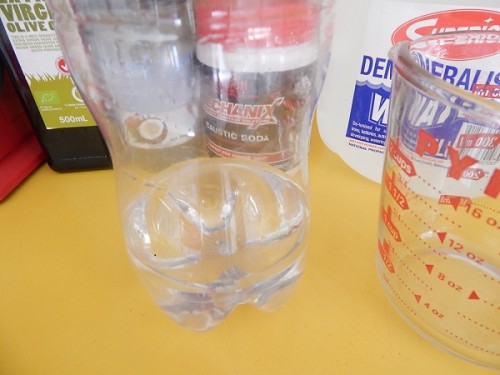PET Bottle Soap Making1