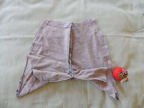 Make Kid Shorts Out of Old Clothes9-1