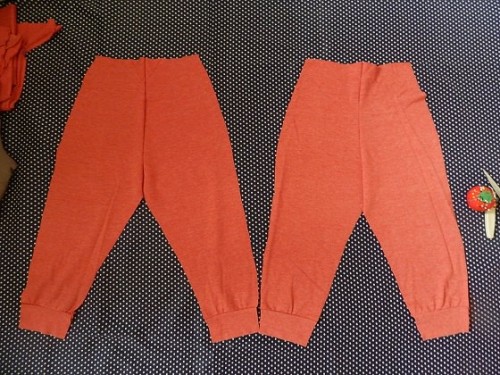Make Kids Pants Out of Old Clothes6