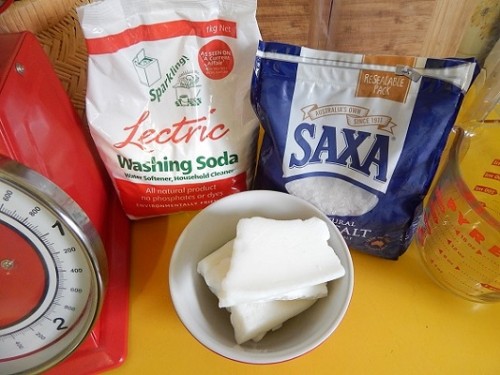 Homemade Liquid Laundry Soap 1
