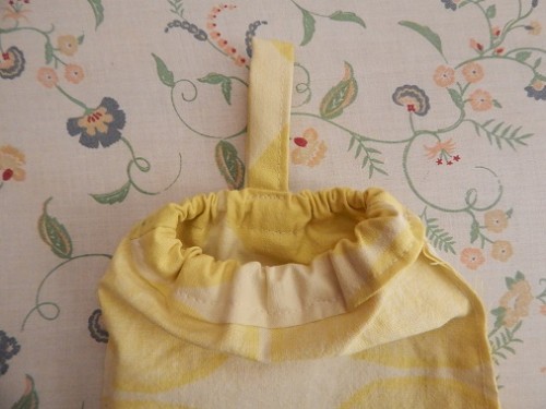 DIY Grocery Bag Dispenser11
