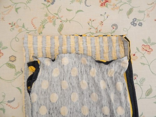 DIY Grocery Bag Dispenser13