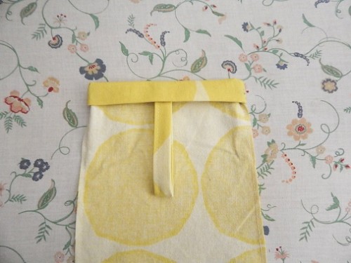 DIY Grocery Bag Dispenser8