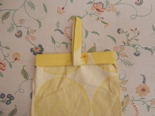 DIY Grocery Bag Dispenser9