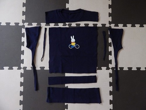 Make A Cooler Bag From A Tshirt3