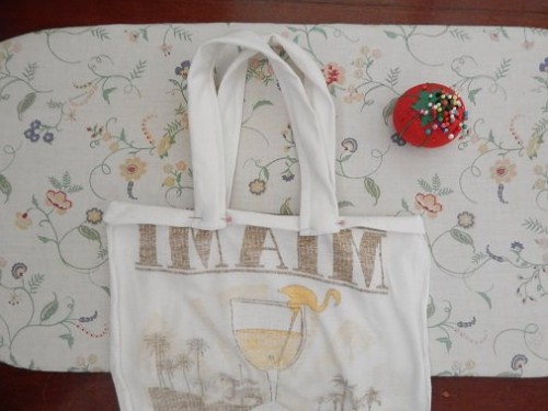 Turn A Tshirt Into A Tote Bag13