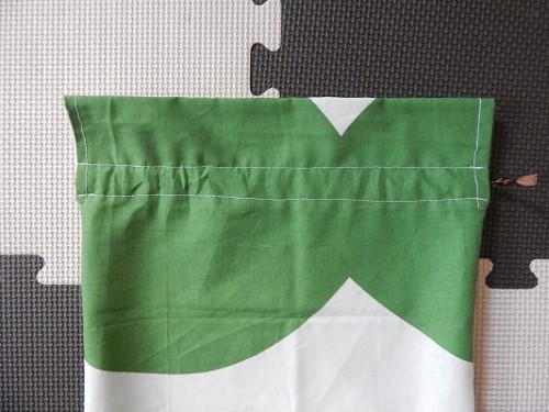 DIY Reusable Drawstring Gift Bag9