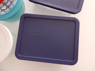 Pyrex Glass Containers10