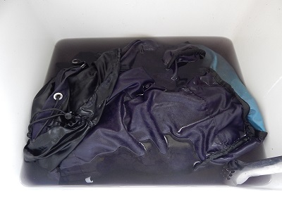 Wash And Clean A Backpack12