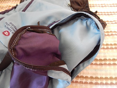 wash-and-clean-a-backpack24