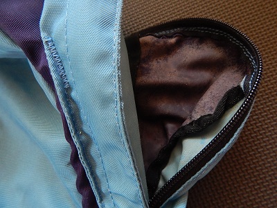 Wash And Clean A Backpack5