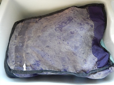 Wash And Clean A Backpack8