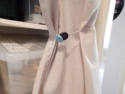 Easy DIY Curtain Tie Backs15