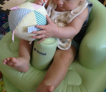 Richell Inflatable Baby Chair8