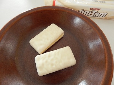 TimTam White3