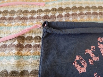 How To Thread A Drawstring18