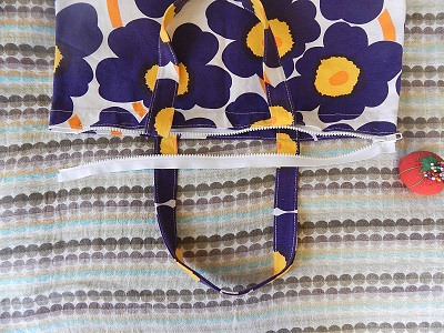 How to Add a Zipper to a Finished Bag13