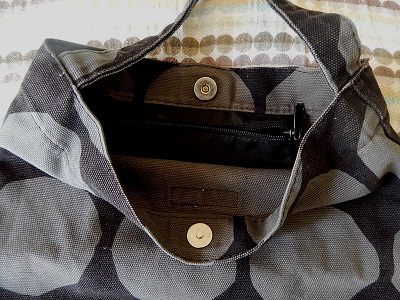 How to Add a Zipper to a Finished Bag3