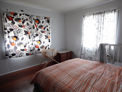 Choosing Curtain Fabrics25