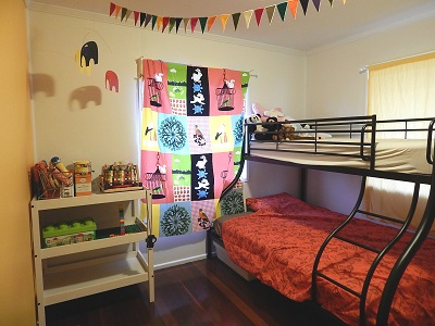 DIY Curtain With Pockets4