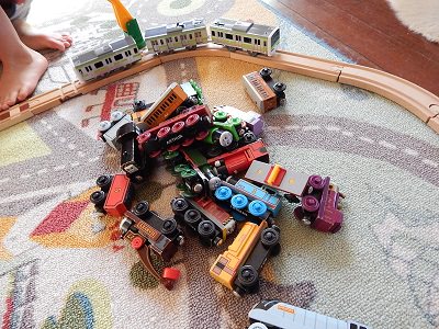 Plarail With IKEA BRIO Wooden Rails4