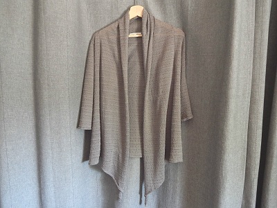 make-a-cardigan-from-a-pullover-sweater1