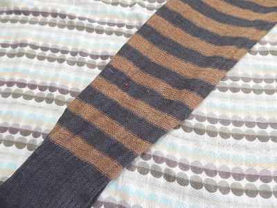 make-a-cardigan-from-a-pullover-sweater11
