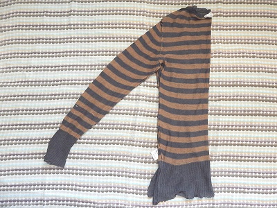 make-a-cardigan-from-a-pullover-sweater12