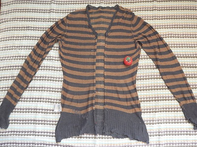 make-a-cardigan-from-a-pullover-sweater6