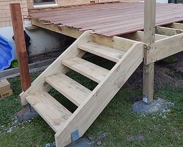 wood-staining17