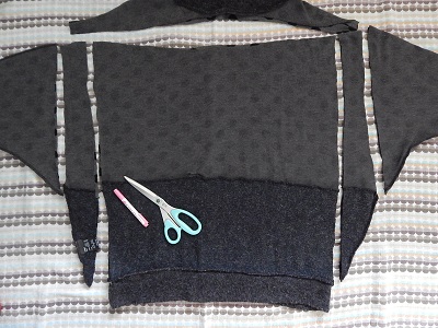 make-a-snood-from-a-sweater17