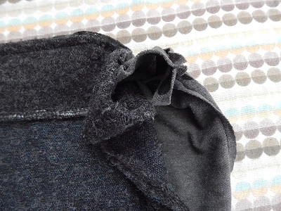 make-a-snood-from-a-sweater29