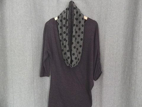 make-a-snood-from-a-sweater33