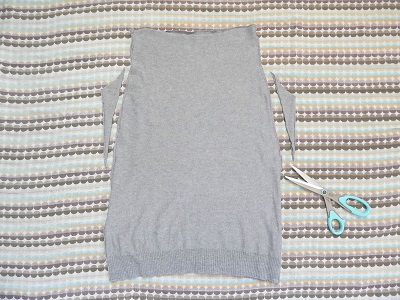 make-a-snood-from-a-sweater7